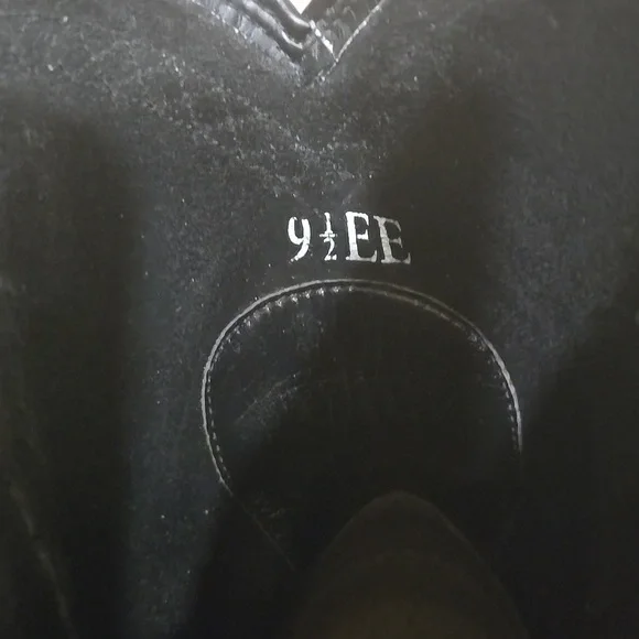 Men's Ariat Black Leather Cowboy Boots - Picture 4 of 13